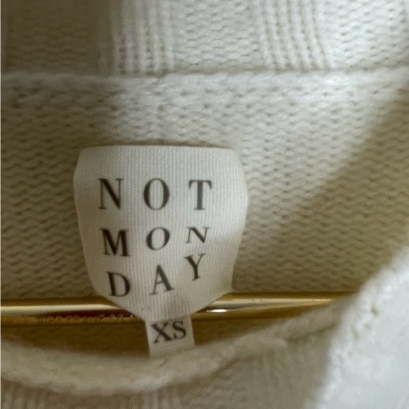 Not Monday sweater cashmere sz XS cream Classic Crewneck 100% cashmere - Picture 3 of 9